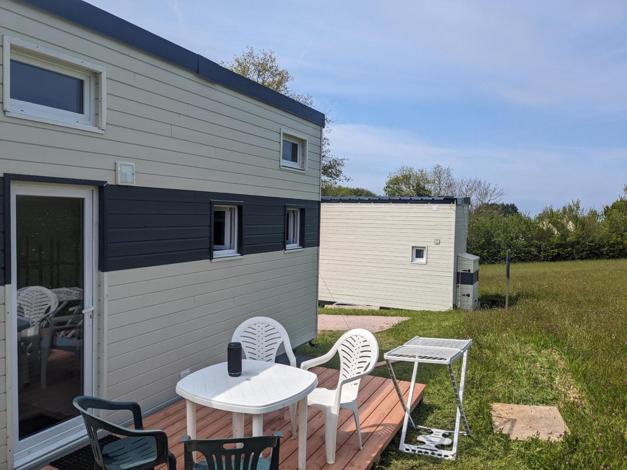 Tiny House Proche De La Plage Sans Draps Ni Serviettes Plevenon Екстер'єр фото
